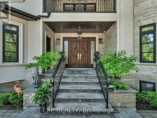 6 Bedroom House Oakville ON 103011992