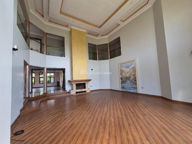 6 Bedroom House Plus Dsq