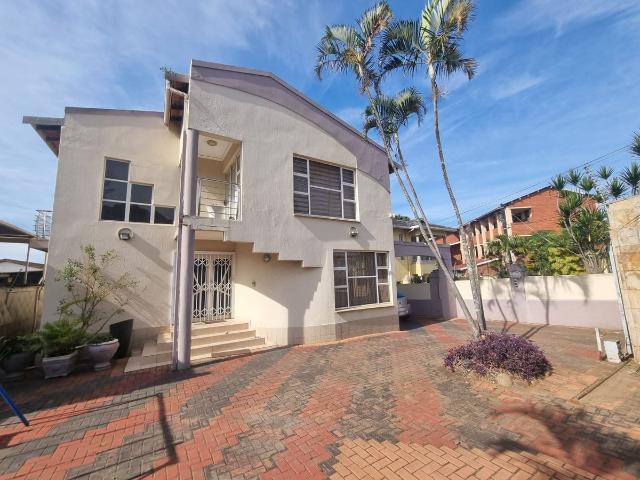 6 Bedroom House To Let in Clare Hills