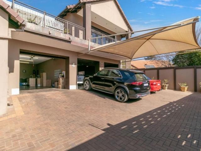 6 Bedroom house to rent in Glen Marais, Kempton Park