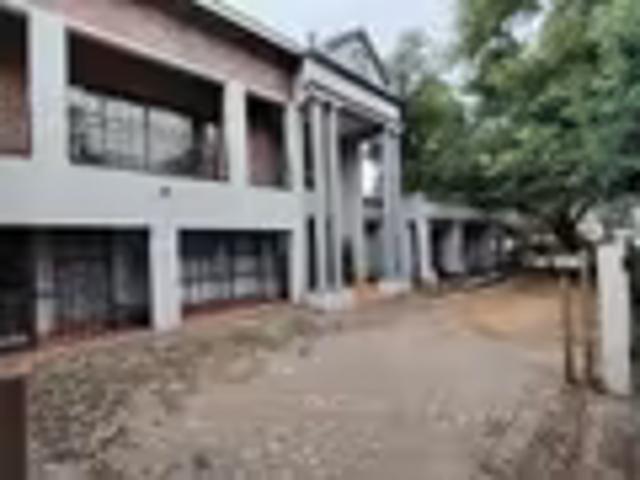 6 Bedroom House Vanderbijlpark SE 2 Vanderbijlpark SE 2 103693636