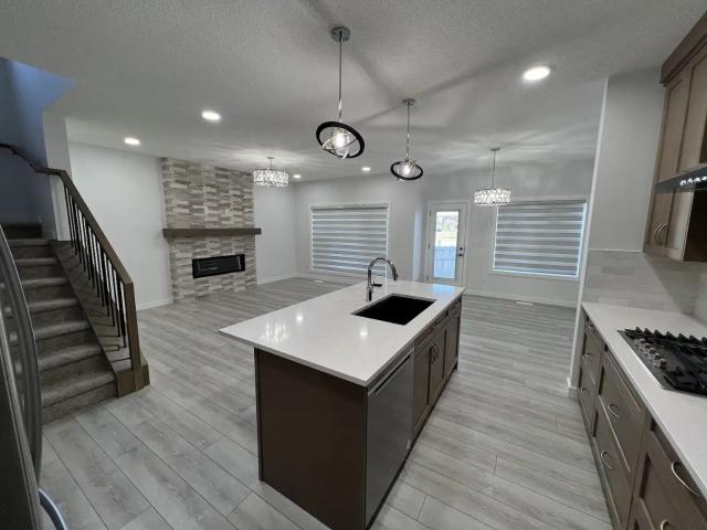 6 bedroom Home with a Legal Basement Suite!