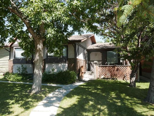 6 Bedroom Home for Rent at 120 Templewood Dr Ne, Calgary, AB T1Y 4G8 The Properties