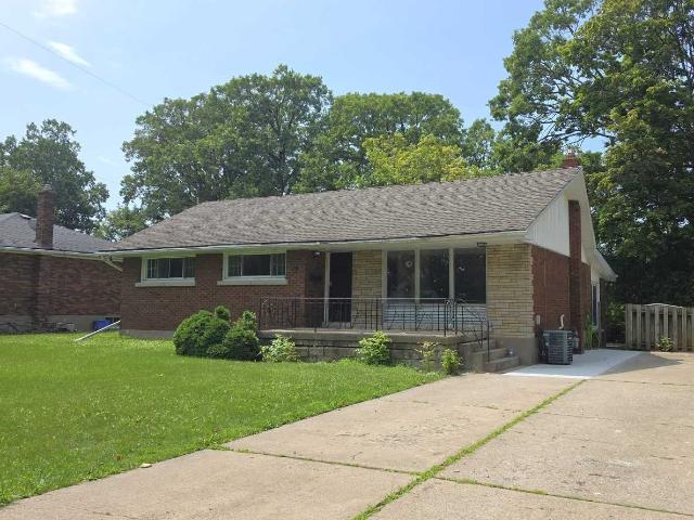 6 Bedroom Home for Rent at 14 West Hampton Rd, St. Catharines, ON L2T 3E5 Glenridge
