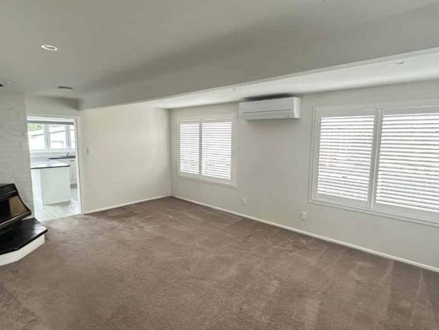 6 Bedroom Home in Mangere Bridge