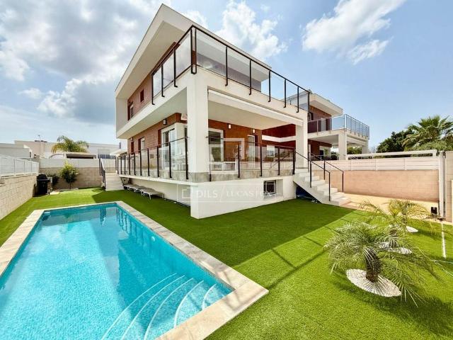 Luxury Villa for rent in Gran Alacant, Santa Pola, Valencia