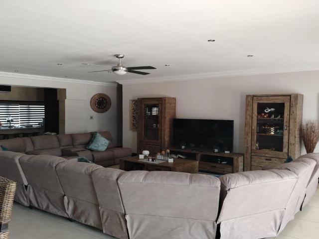 6 Bedroom townhouse freehold for sale in Kaalplaats, Vanderbijlpark