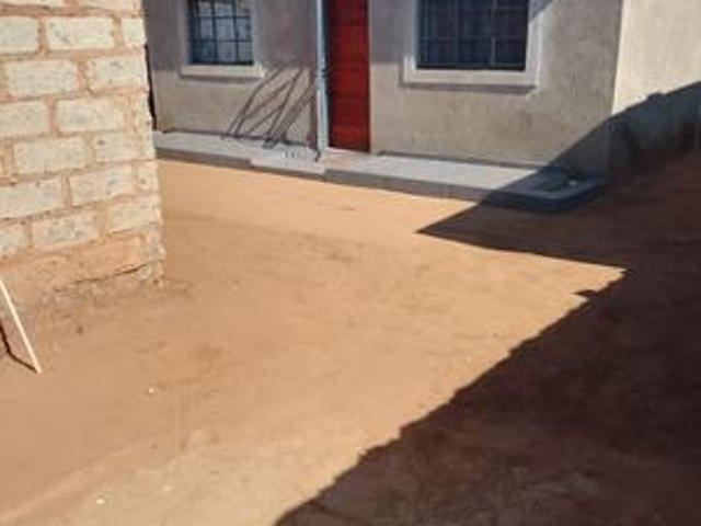 6 bedroomed house on the market in x.