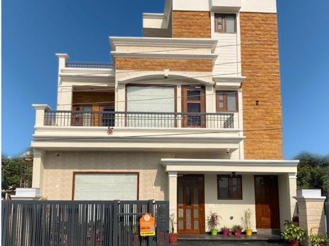 6 BHK Villa in Sector 80 for resale Sahibzada Ajit Singh Nagar. The reference number is 16968103