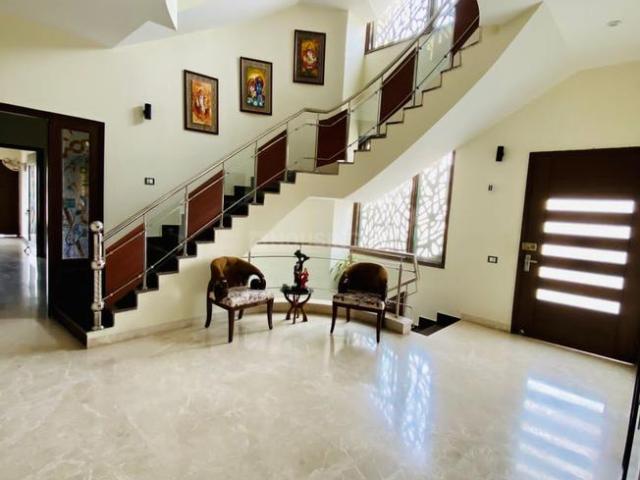 6 BHK Villa in Surajkund for resale Faridabad. The reference number is 14973025