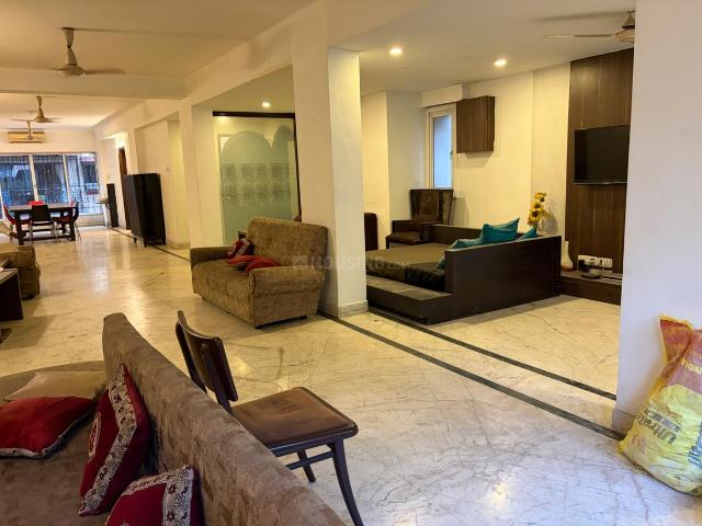 6 BHK Apartment in Alipore for resale Kolkata. The reference number is 20792035