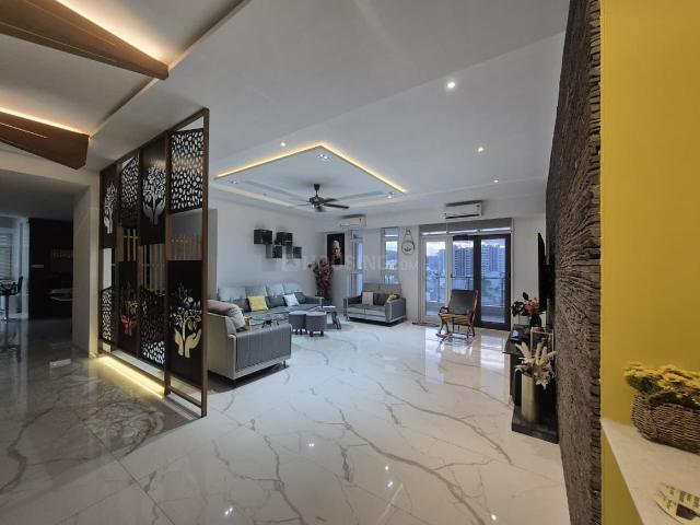 6 BHK Apartment in Baner for resale Pune. The reference number is 20828601