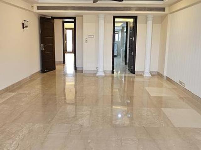 6 BHK Apartment in DLF Phase 3 for resale Gurgaon. The reference number is 18582297