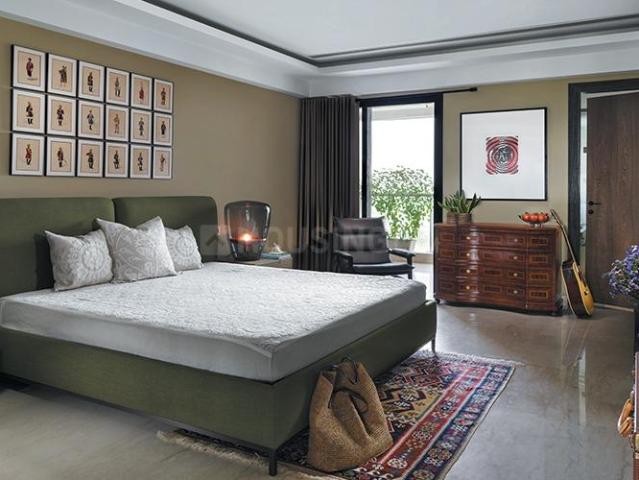 6 BHK Apartment in DLF Phase 3 for resale Gurgaon. The reference number is 18582382