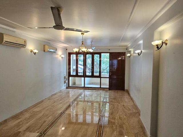 6 BHK Apartment in DLF Phase 3 for resale Gurgaon. The reference number is 18715772