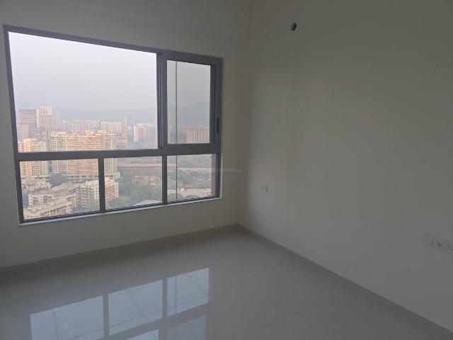 6 BHK Apartment in Kandivali East for resale Mumbai. The reference number is 19648531