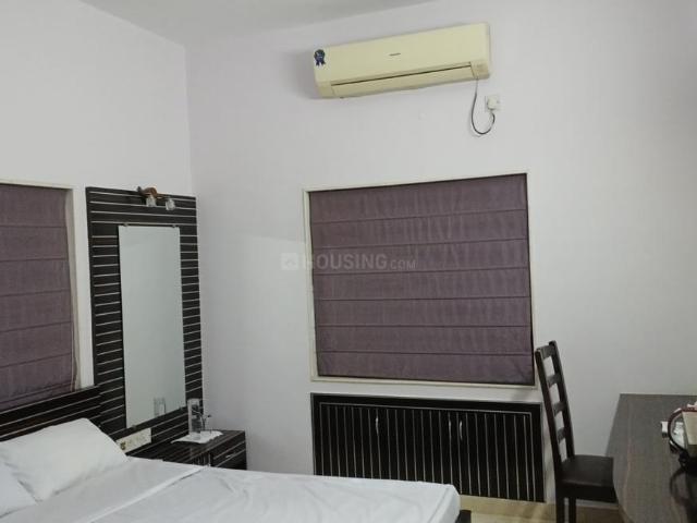6 BHK Apartment in Salt Lake City for rent Kolkata. The reference number is 20526951