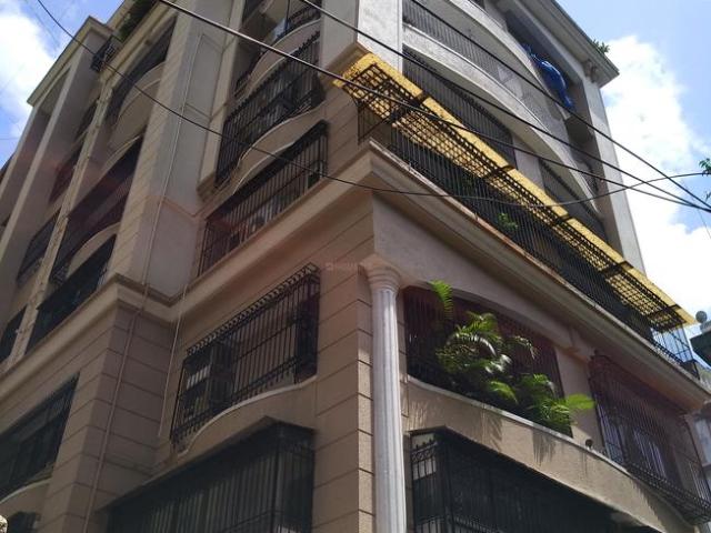 6 BHK Apartment in Santacruz West for resale Mumbai. The reference number is 20261918