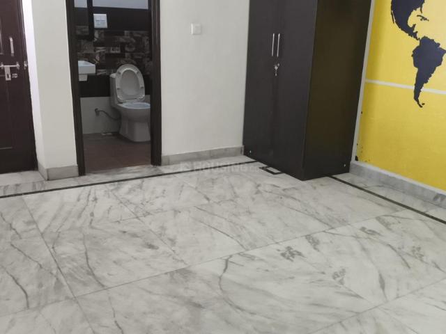 6 BHK Apartment in Sector 22 Dwarka for resale New Delhi. The reference number is 20720577