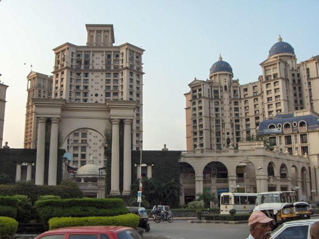 6 BHK Apartment in Powai for resale Mumbai. The reference number is 20732516