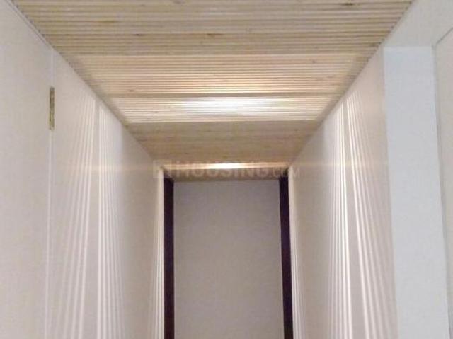 6 BHK Apartment in Vile Parle East for resale Mumbai. The reference number is 9663619