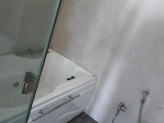 6 BHK Duplex in Sector 52 for resale Noida. The reference number is 18691023