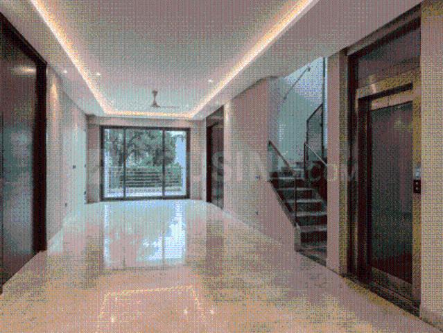 6 BHK Duplex in Punjabi Bagh for resale New Delhi. The reference number is 20743484