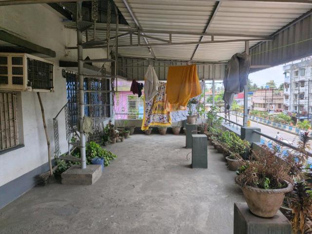 6 BHK Independent Builder Floor in Madhyamgram for resale Kolkata. The reference number is 20194091