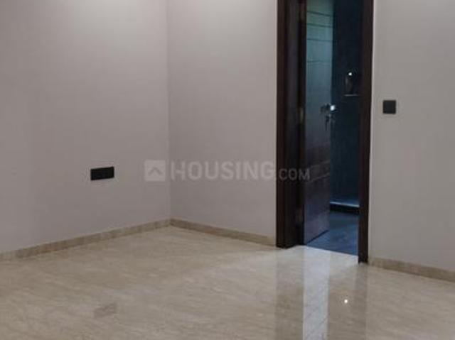 6 BHK Independent Builder Floor in Alaknanda for resale New Delhi. The reference number is 15069051