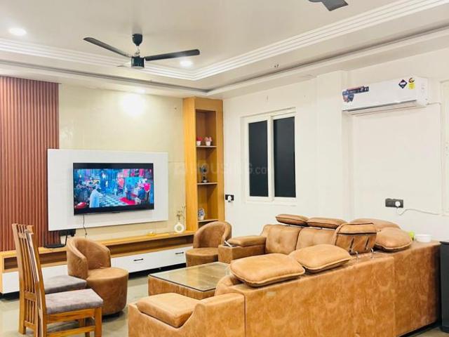 6 BHK Independent Builder Floor in Gomti Nagar for rent Lucknow. The reference number is 20902688