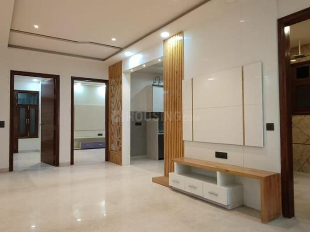 6 BHK Independent Builder Floor in Rohini Sector 28 for resale New Delhi. The reference number is 19016132