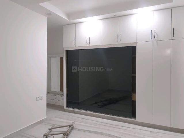 6 BHK Independent Builder Floor in Sector 8 Rohini for resale New Delhi. The reference number is 20219005