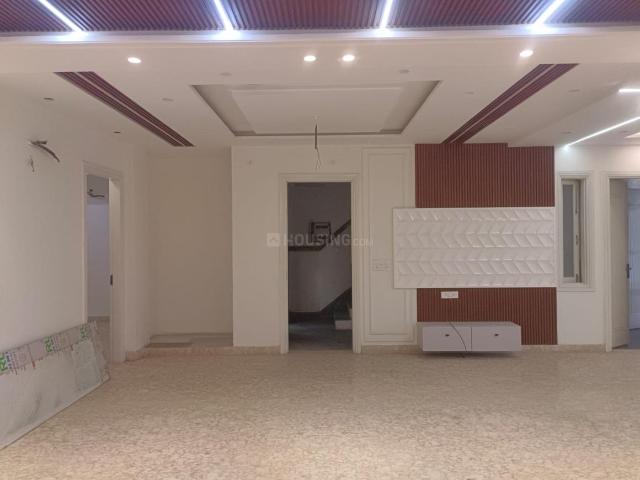 6 BHK Independent Builder Floor in Sector 22 Rohini for resale New Delhi. The reference number is 19949487