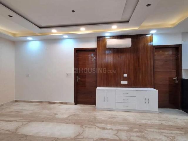 6 BHK Independent Builder Floor in Sector 24 Rohini for resale New Delhi. The reference number is 20026340