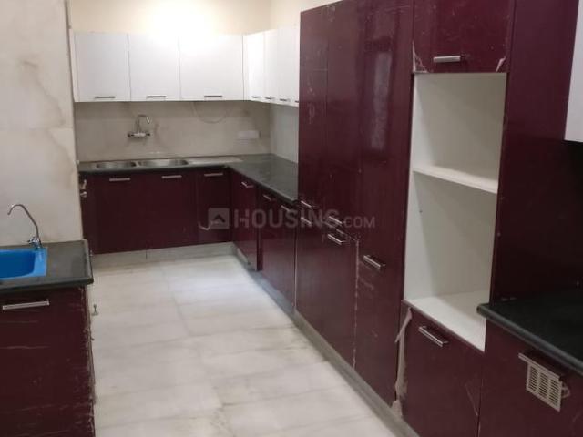 6 BHK Independent Builder Floor in Sector 36 for rent Noida. The reference number is 18792759