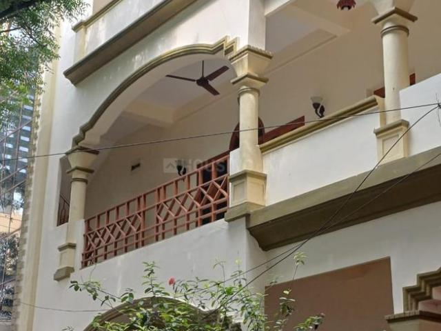 6 BHK Independent House in Tarnaka for resale Secunderabad. The reference number is 16918068