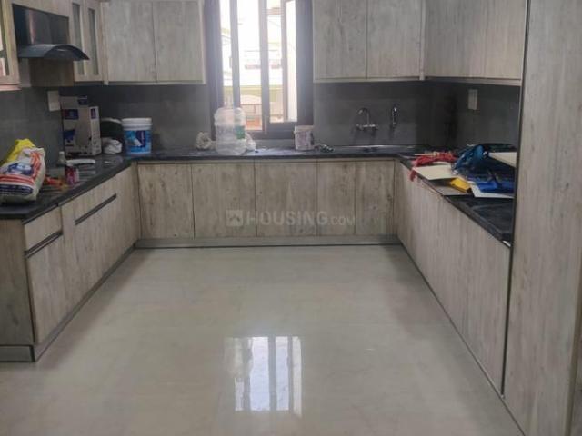 6 BHK Independent House in Vasundhara for resale Ghaziabad. The reference number is 17421831