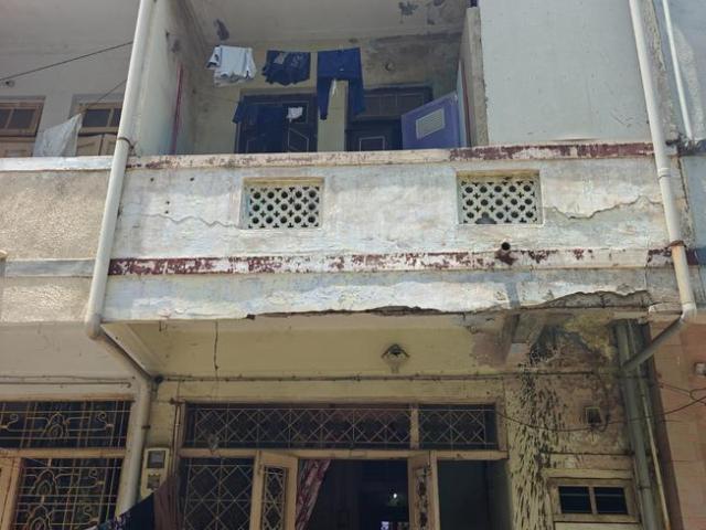 6 BHK Independent House in Asarwa for resale Ahmedabad. The reference number is 20135553