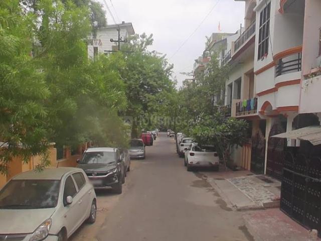 6 BHK Independent House in Gomti Nagar Extension for resale Lucknow. The reference number is 16651701