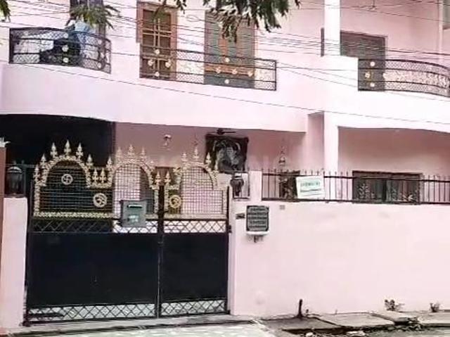 6 BHK Independent House in Gomti Nagar for resale Lucknow. The reference number is 16334159
