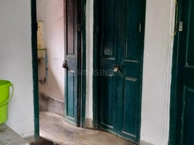 6 BHK Independent House in Jadavpur for resale Kolkata. The reference number is 20335472