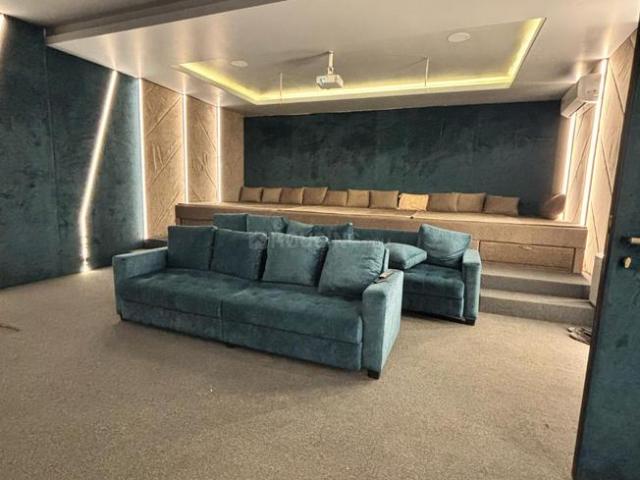 6 BHK Independent House in Jagatpura for resale NH 8 Jaipur. The reference number is 16545402