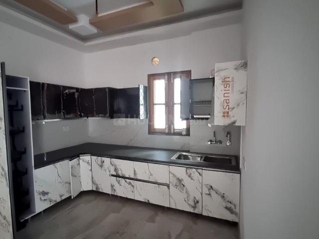 6 BHK Independent House in Khurbura for resale Dehradun. The reference number is 17186723