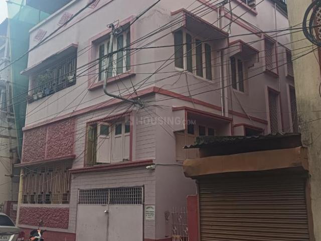 6 BHK Independent House in Lake Gardens for resale South Kolkata. The reference number is 17404189