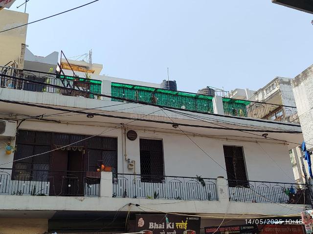 6 BHK Independent House in Laxmi Nagar for rent New Delhi. The reference number is 20162160
