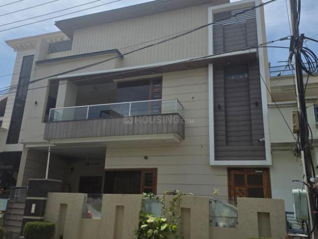 6 BHK Independent House in Lohgarh for resale Zirakpur. The reference number is 20058130