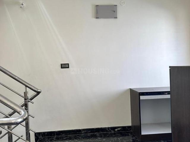 6 BHK Independent House in Mallathahalli for resale Bangalore West. The reference number is 16759120