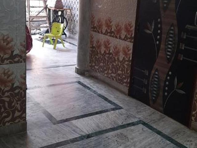 6 BHK Independent House in New Mustafabad for resale New Delhi. The reference number is 7657401