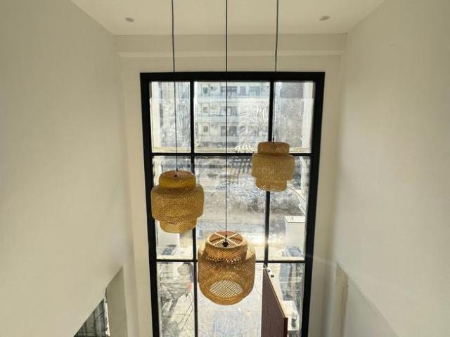 6 BHK Independent House in Punjabi Bagh for resale West Delhi. The reference number is 17290508