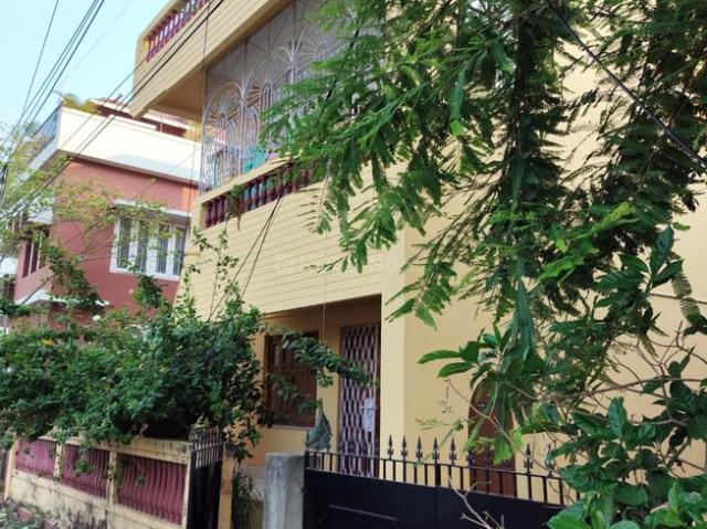 6 BHK Independent House in Salt Lake City for resale Kolkata. The reference number is 19353501